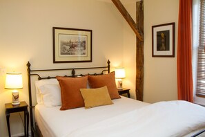 Suite, 1 Queen Bed with Sofa bed (The Mashomack Suite) | 1 bedroom, premium bedding, down comforters, pillowtop beds - Inn at Pine Plains (Pine Plains)