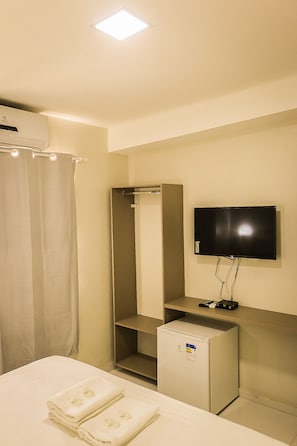 Habitació doble per a ús individual | Nevera petita