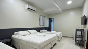 Family Quadruple Room - Vila Mar Eco Hotel (Parnaíba)