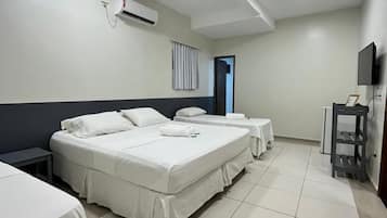 Habitación cuádruple familiar | Minibar y wifi gratis