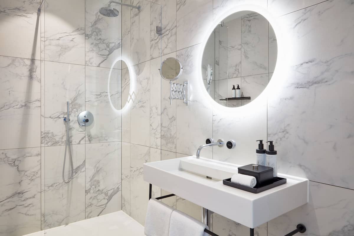 shower, free toiletries, hair dryer, bathrobes