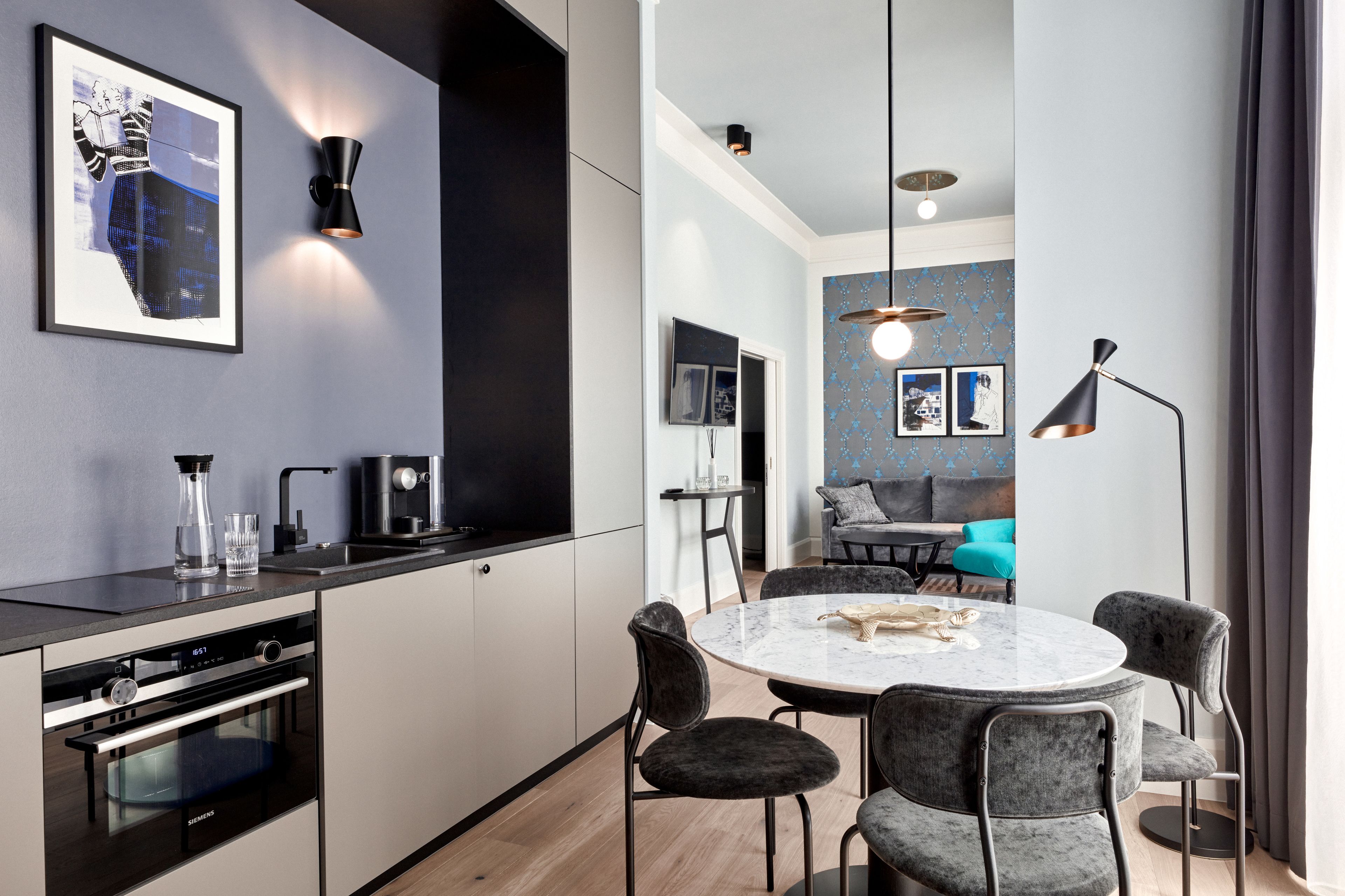 Apartment | Eigene Küche | Wasserkocher mit Kaffee-/Teezubehör, Wasserkocher