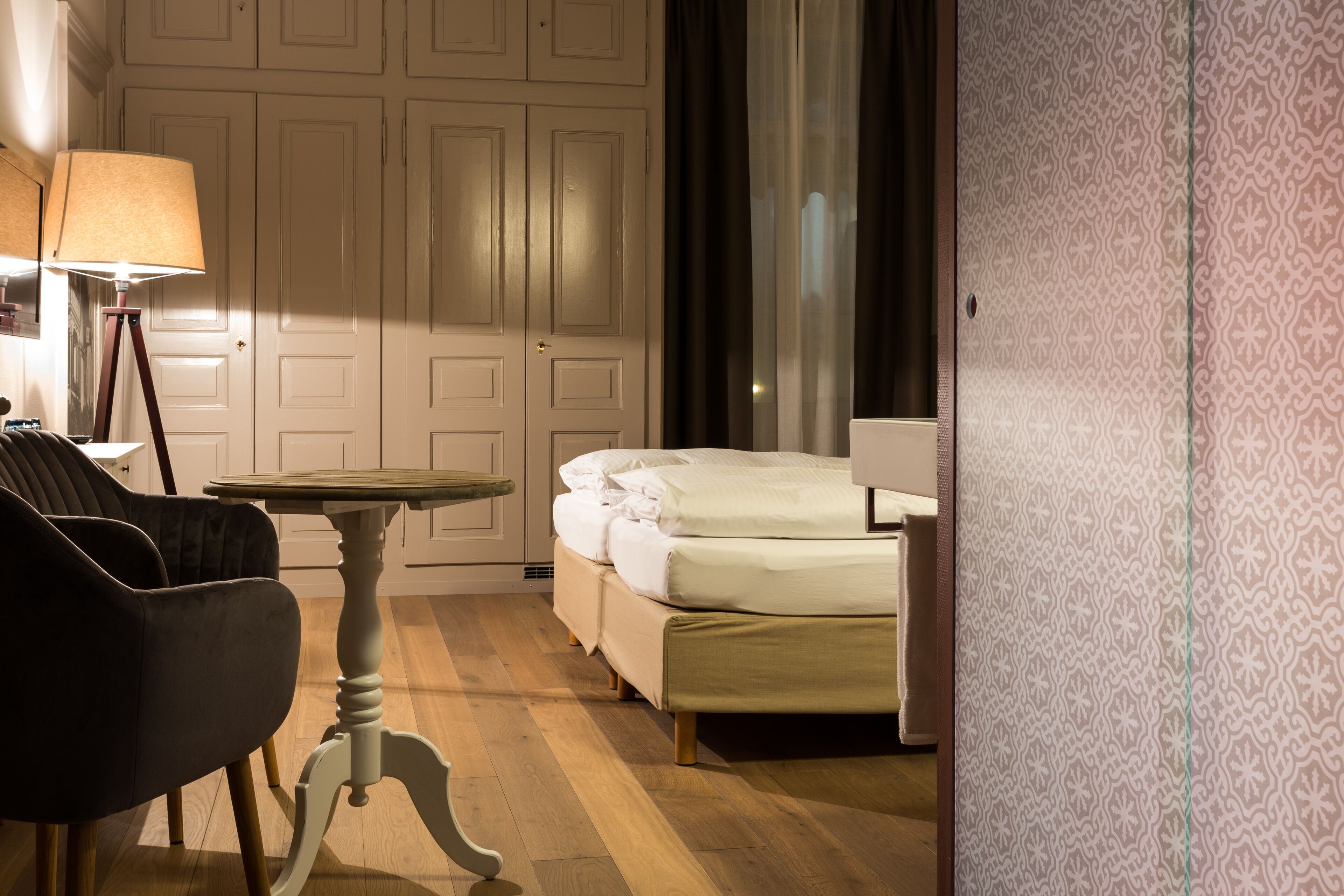 double room, balcony | hypo-allergenic bedding, soundproofing, free wifi, bed sheets