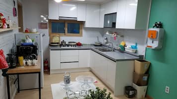 Fridge, microwave, oven, cookware/dishes/utensils
