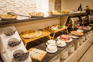 Breakfast area - BM Plaza (Borjomi)