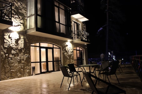 Front of property - evening/night