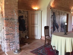 Essbereich im Zimmer