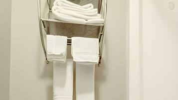 Shower, free toiletries, hair dryer, towels