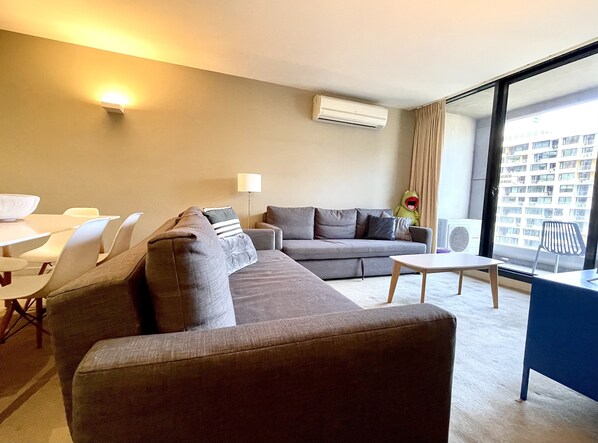Premium Apartment, 2 Bedrooms | Living area