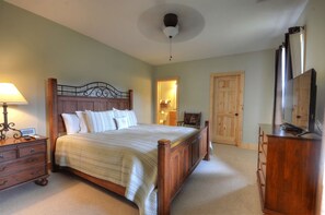 4 habitaciones, camas con pillow-top y tabla de planchar con plancha