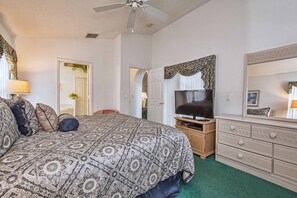 4 bedrooms, iron/ironing board, WiFi, bed sheets