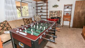 Spielezimmer