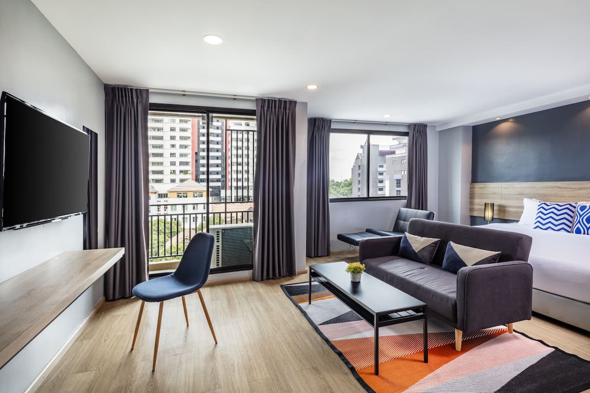 Deluxe Room | WiFi (free), bed sheets