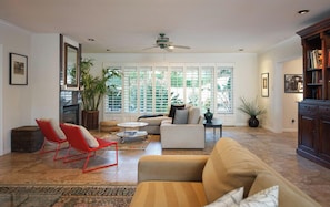 TV, fireplace, stereo