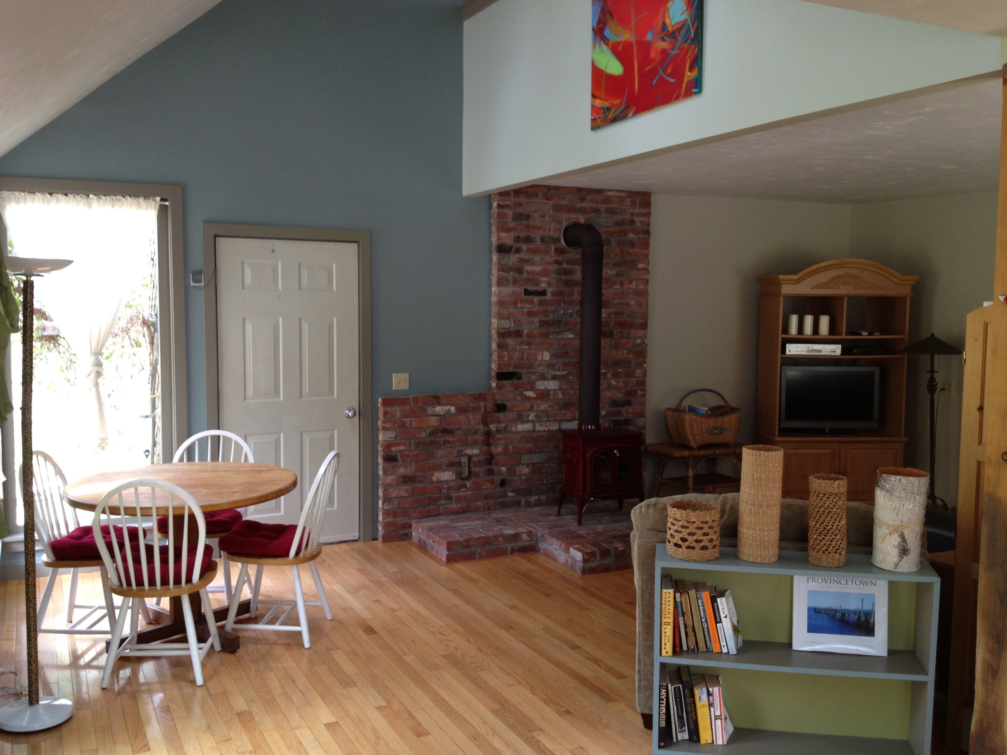 Newly Reno'd Barn on 5.5 acres, Organic Gardens, Quiet, Secluded Pine Forest