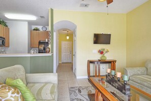 TV - Waterfront Pool Townhome in Encantada Resort | Minutes to Disney (Kissimmee)