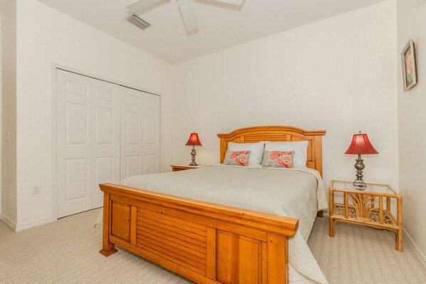 2 bedrooms, iron/ironing board, free WiFi