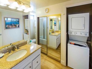 Hair dryer - Modern Meets Tropics! Ocean View Suite w/WiFi, Kitchenette – Waikīkī Shore 1005 (HONOLULU)