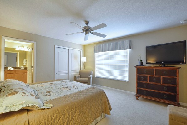 4 bedrooms, iron/ironing board, WiFi (free), bed sheets