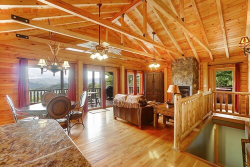 Nantahala Gorgeous - Free Whitewater Rafting Passes + Peaceful Cabin with