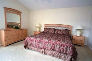 4 chambres, fer et planche à repasser, accès au Wi-Fi (inclus)