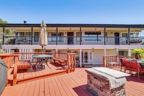 Outdoor dining - Mtn-View Hideaway in San Diego County: 2,500 Sq Ft (Valley Center)