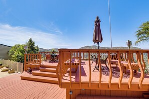 Outdoor dining - Mtn-View Hideaway in San Diego County: 2,500 Sq Ft (Valley Center)