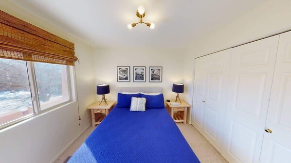 3 habitaciones, tabla de planchar con plancha y wifi gratis