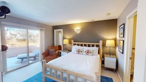 3 bedrooms, iron/ironing board, WiFi (free), bed sheets