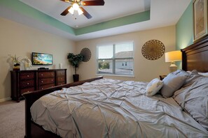 6 bedrooms, iron/ironing board, free WiFi, bed sheets