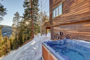 Bain à remous extérieur