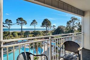 Property grounds - Beautiful Oceanfront Villa, Stunning Ocean Views! (Hilton Head Island)