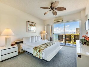2 bedrooms, iron/ironing board, internet - Beach Bliss w/Awesome View, Hawaii Decor, WiFi, Full Kitchen–Waikīkī Shore #802 (HONOLULU)