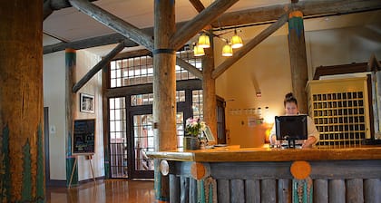 Paradise Inn