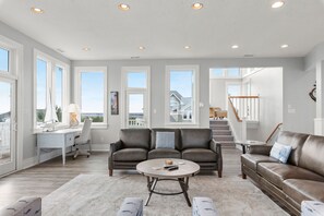 TV, fireplace, offices