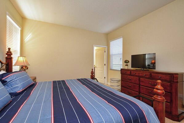 5 bedrooms, iron/ironing board, WiFi (free), bed sheets