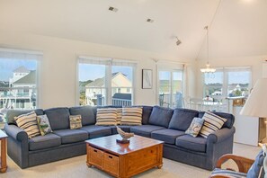 TV, fireplace, DVD player