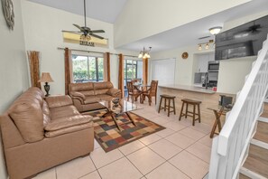 Fernseher, DVD-Player