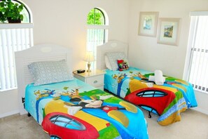 4 dormitorios, tabla de planchar con plancha, wifi y ropa de cama