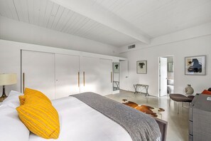 3 habitaciones, tabla de planchar con plancha y wifi gratis