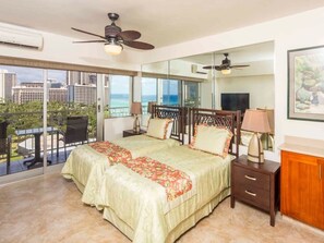 Iron/ironing board, WiFi