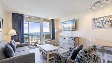 Signature Condo, 1 Bedroom, Balcony, Ocean View | Living room | 40-inch Smart TV with digital channels