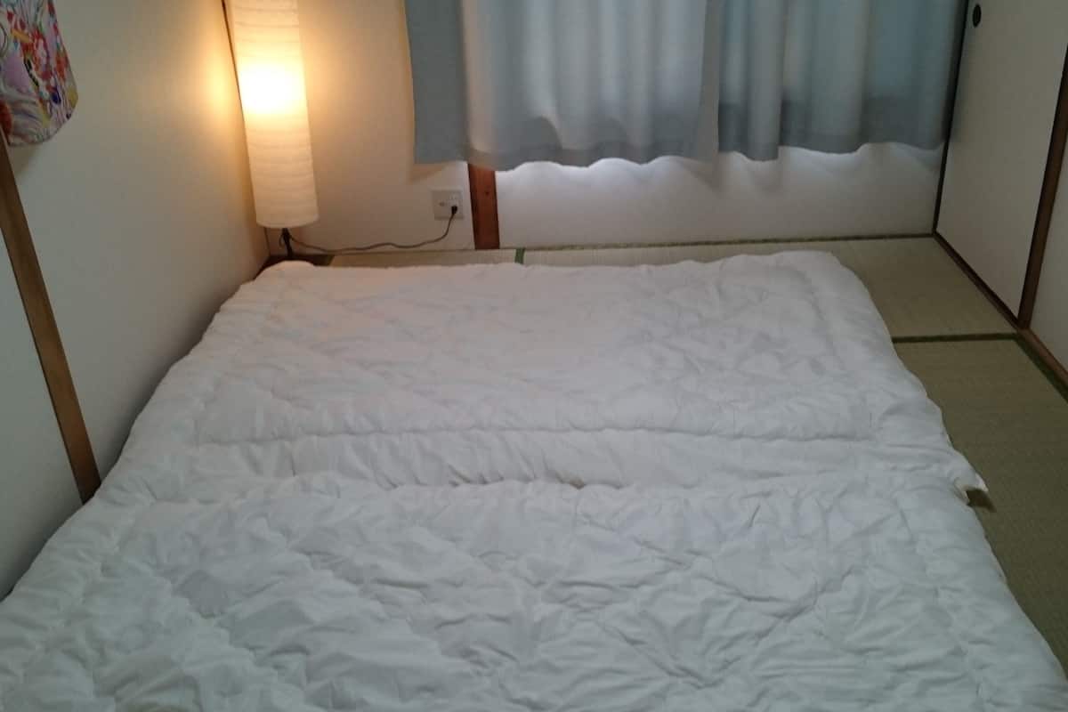 Japanese Style Room (5) | Desk, WiFi (free), individually decorated, individually furnished