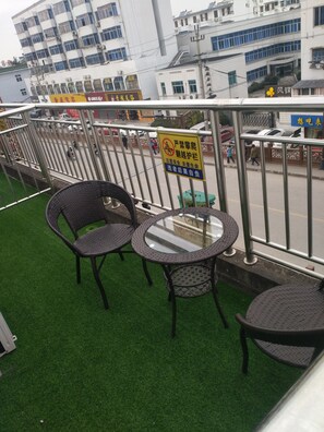 Panoramic-Zweibettzimmer | Balkon