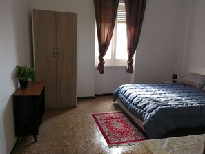 Quadruple Room | 1 bedroom, desk, free cribs/infant beds, free WiFi - Picanhas (Cagliari)