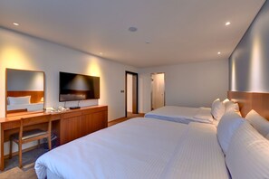 Ocean View Sea & Moon Suite Room | Room amenity - Sea & Moon Tourist Hotel (Incheon)