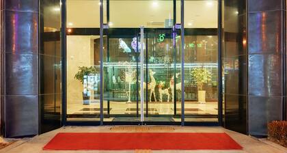 Sea & Moon Tourist Hotel