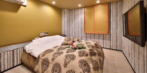 Double Room | Individually decorated, individually furnished, soundproofing, free WiFi - Restay DEE - Adults Only (Tokushima)