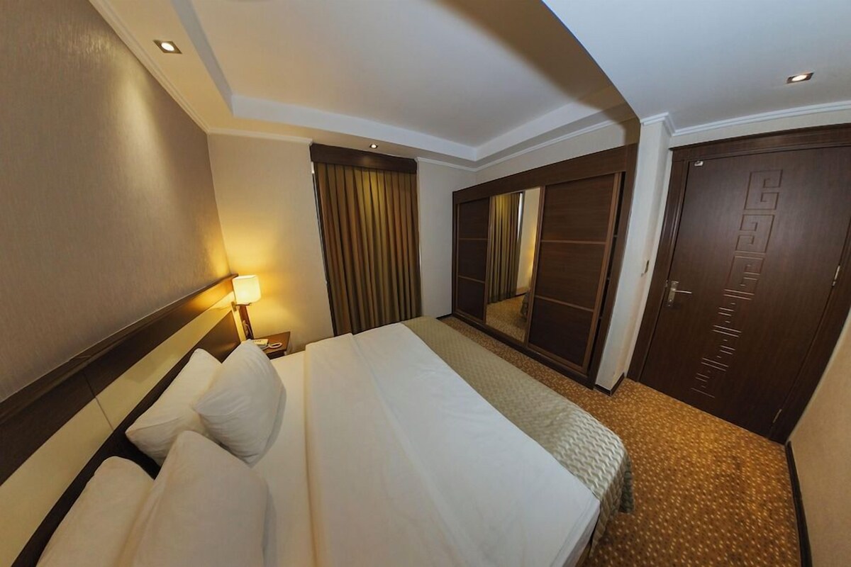 1 bedroom, minibar, in-room safe, WiFi (free)