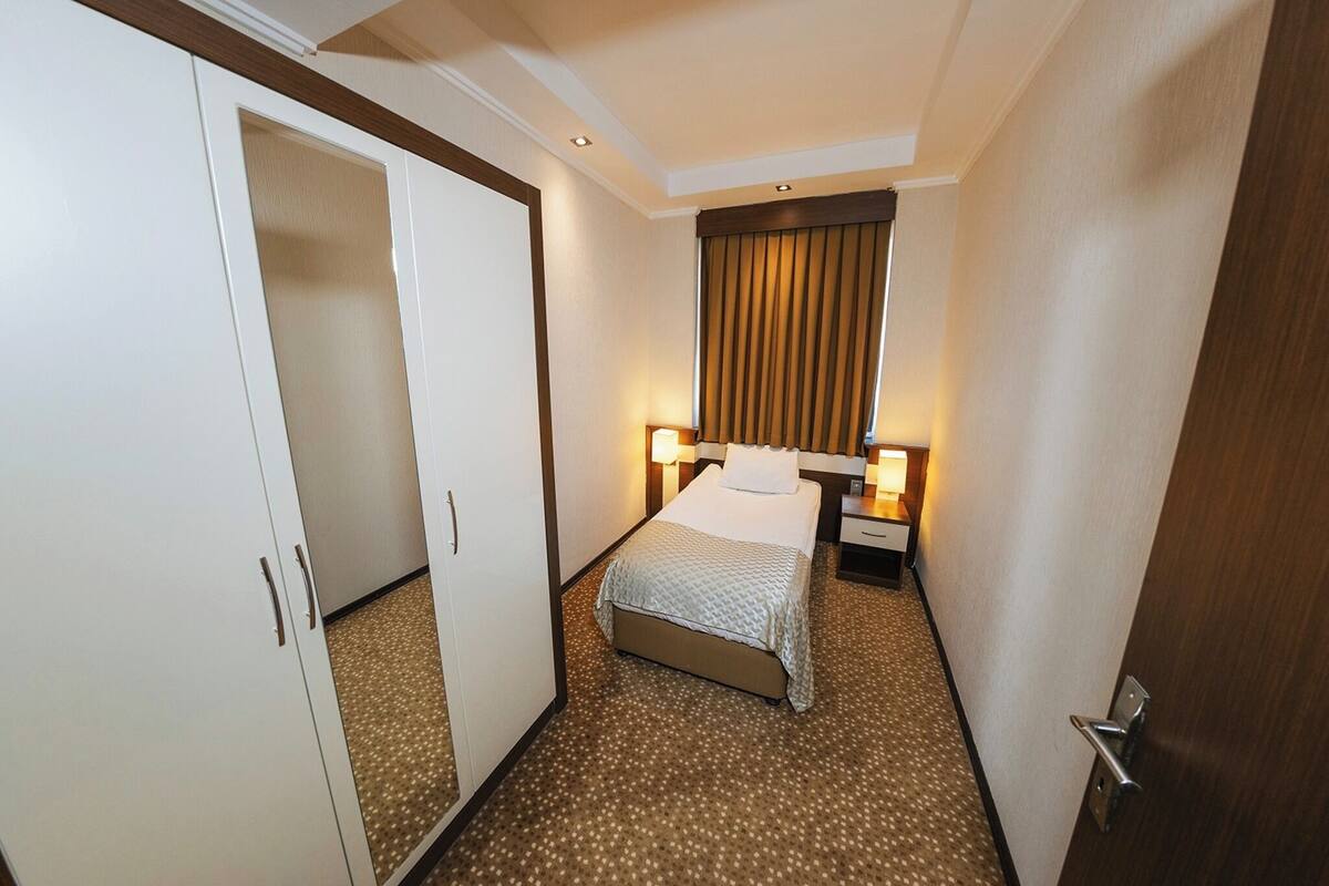 1 kamar tidur, minibar, brankas, dan Wi-Fi gratis